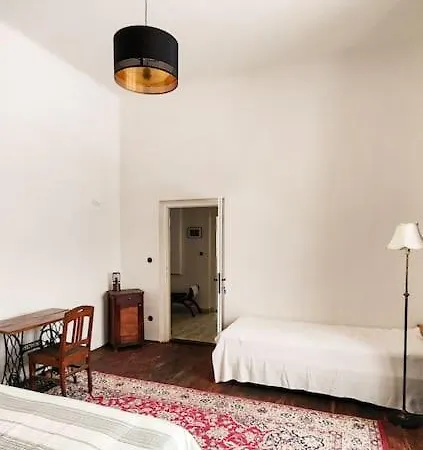 Lobkovice: Gemuetliches Gaestehaus Am Schloss Feriehus Neratovice