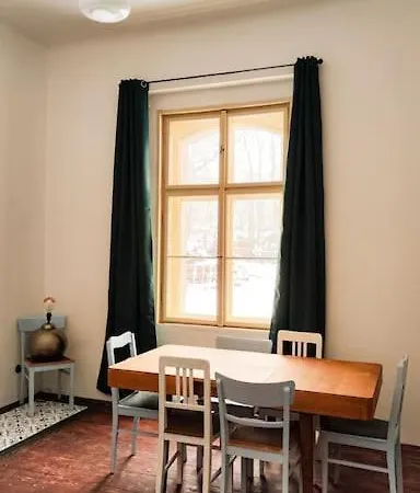 Ferienhaus Lobkovice: Gemütliches Am Schloss Neratovice