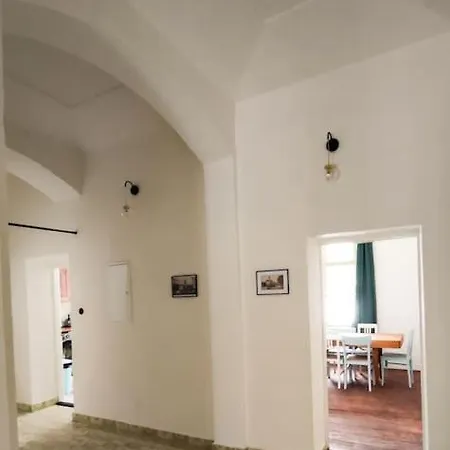 Lobkovice: Gemuetliches Gaestehaus Am Schloss Feriehus *