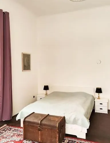 Lobkovice: Gemuetliches Gaestehaus Am Schloss 펜션 Neratovice
