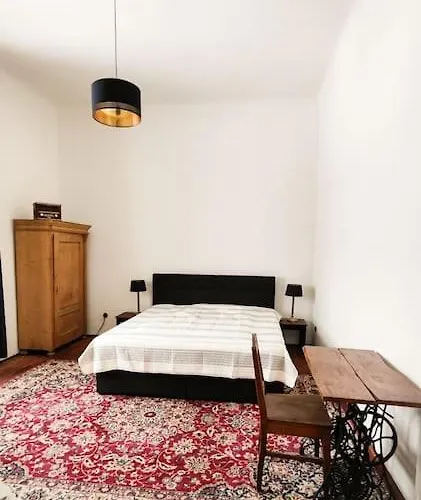 펜션 Lobkovice: Gemuetliches Gaestehaus Am Schloss *