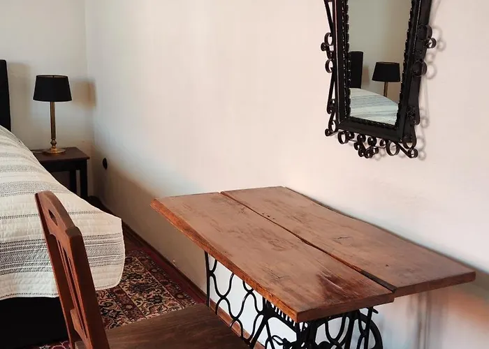 Lobkovice: Gemuetliches Gaestehaus Am Schloss 펜션 *